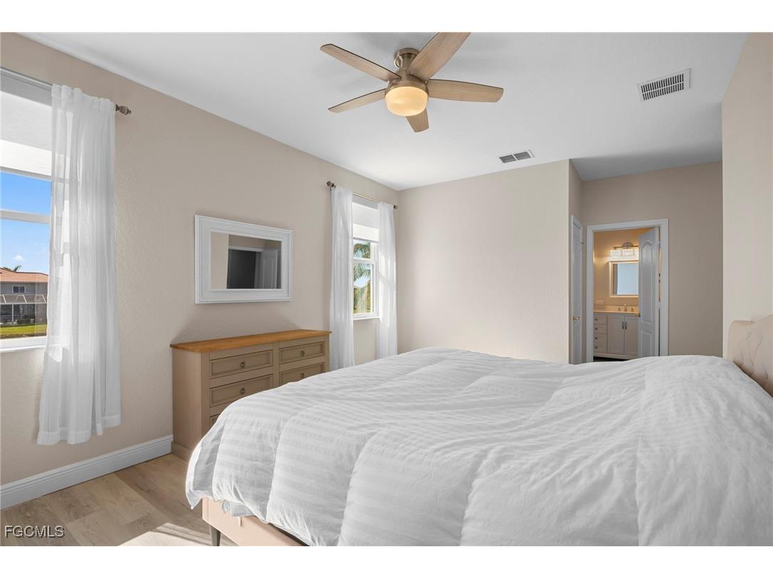 9049 Spring Mountain Way Fort Myers FL 33908 2026006399 image24