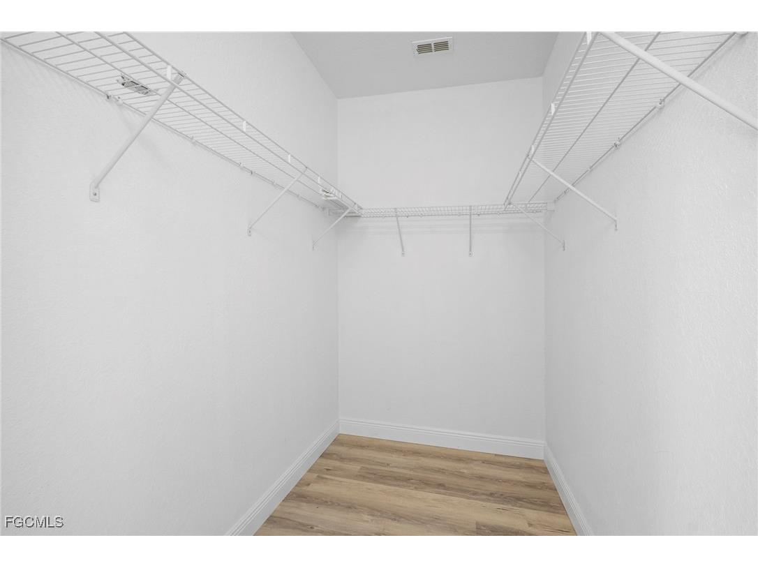 9049 Spring Mountain Way Fort Myers FL 33908 2026006399 image26