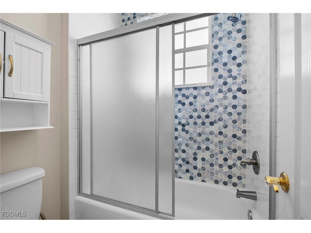 9049 Spring Mountain Way Fort Myers FL 33908 2026006399 image33