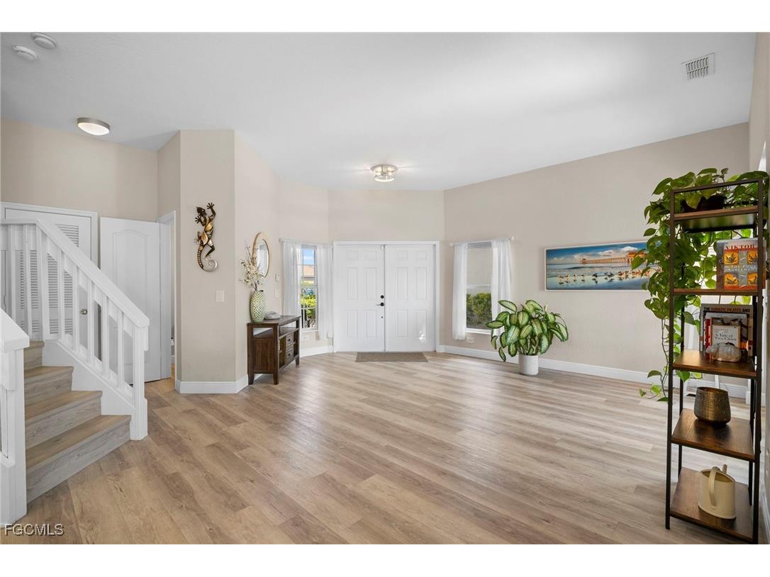 9049 Spring Mountain Way Fort Myers FL 33908 2026006399 image8