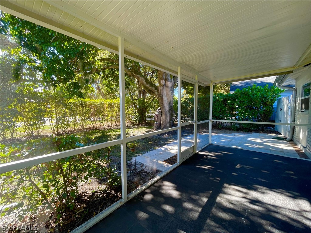 905 13th Street N Naples FL 34102 226010423 image14