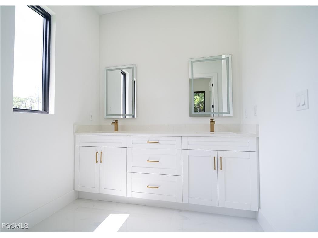 905 E 6th Street Lehigh Acres FL 33972 2025014237 image10