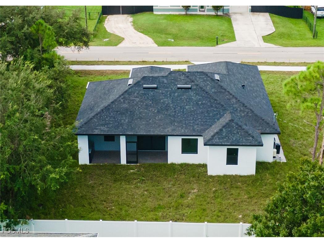 905 E 6th Street Lehigh Acres FL 33972 2025014237 image5