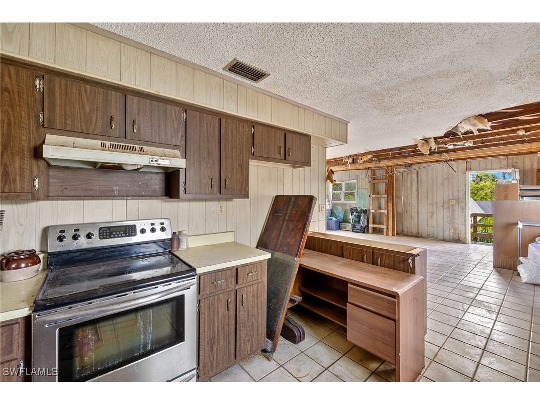 905 Fitzhugh Street Sanibel FL 33957 225051228 image11