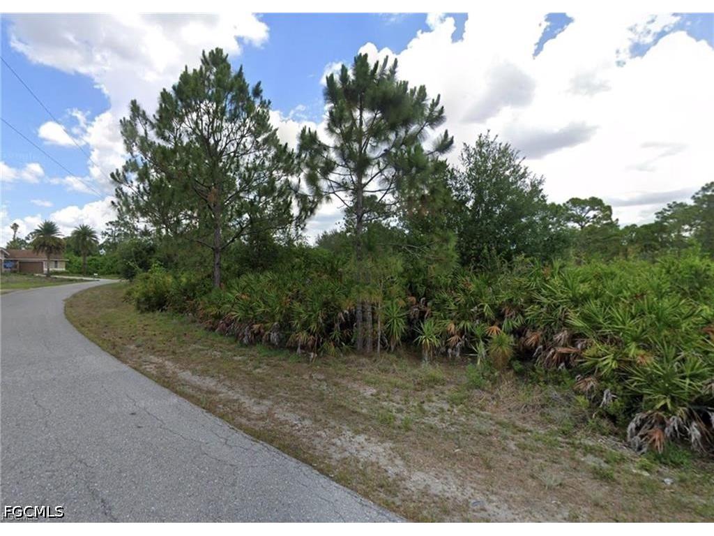 905 Kanuga Street E Lehigh Acres FL 33974 2026031694 image3