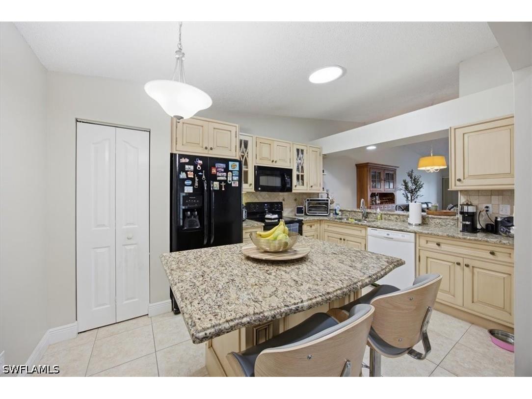 905 New Waterford Drive #204 Naples FL 34104 226024863 image3
