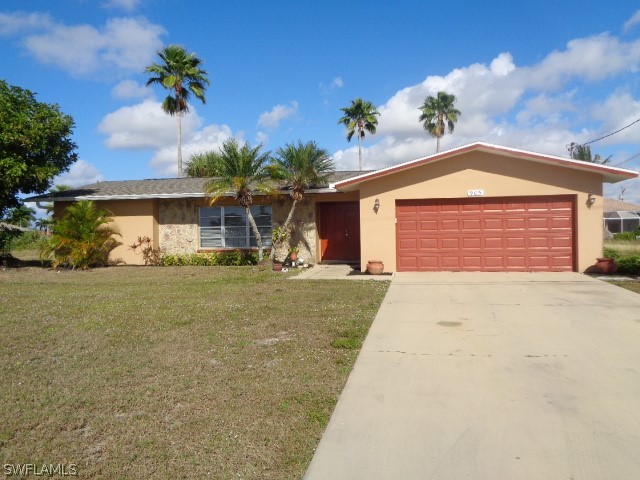 905 SW 40th Terrace Cape Coral FL 33914 224061313 image1