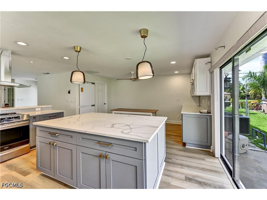 905 SW 52nd Street Cape Coral FL 33914 2026026160 image4