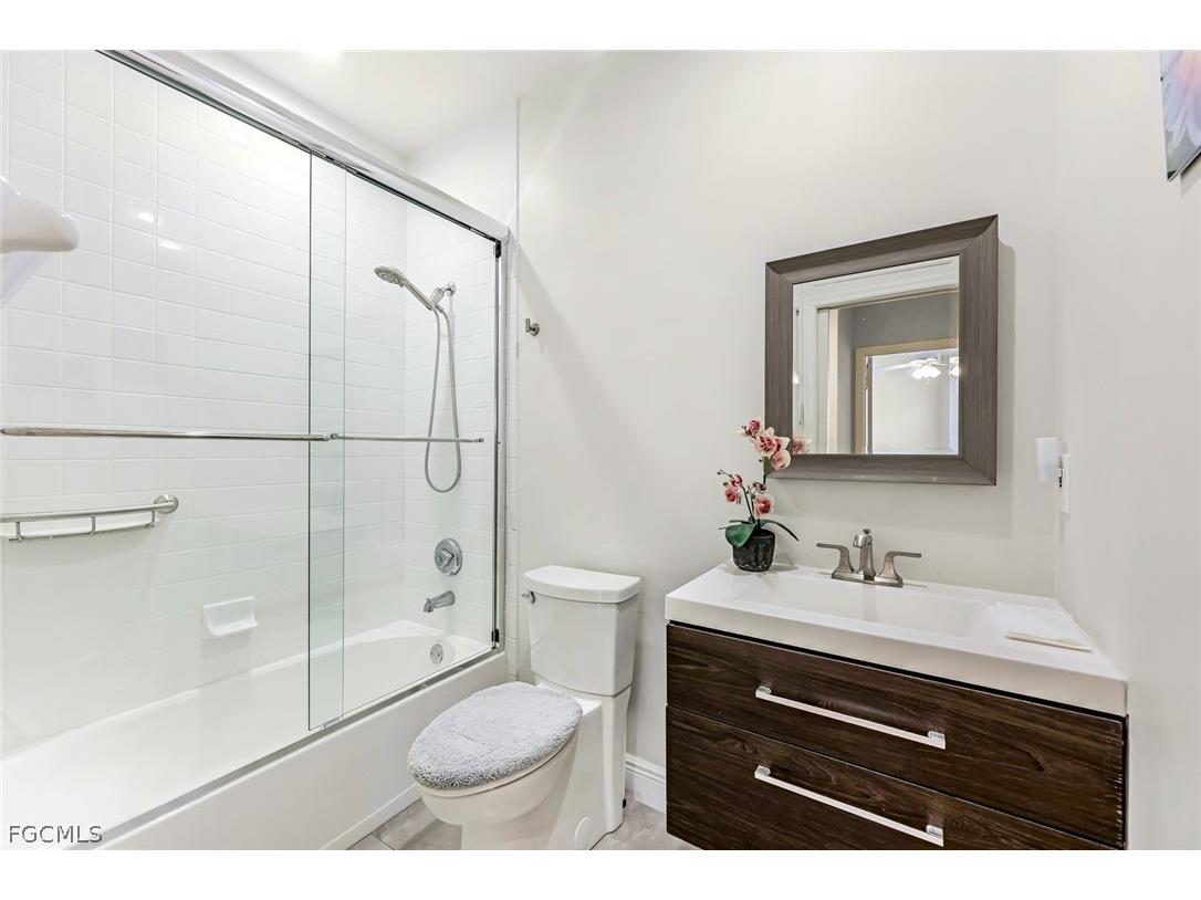 9050 Palmas Grandes Boulevard #203 Bonita Springs FL 34135 2026012040 image13