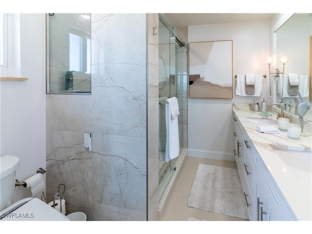 9051 Gulf Shore Drive #2 Naples FL 34108 225066248 image20