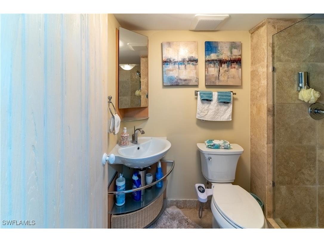 9051 Gulf Shore Drive #2 Naples FL 34108 225066248 image3