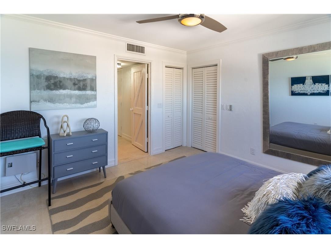 9051 Gulf Shore Drive #2 Naples FL 34108 225066248 image6