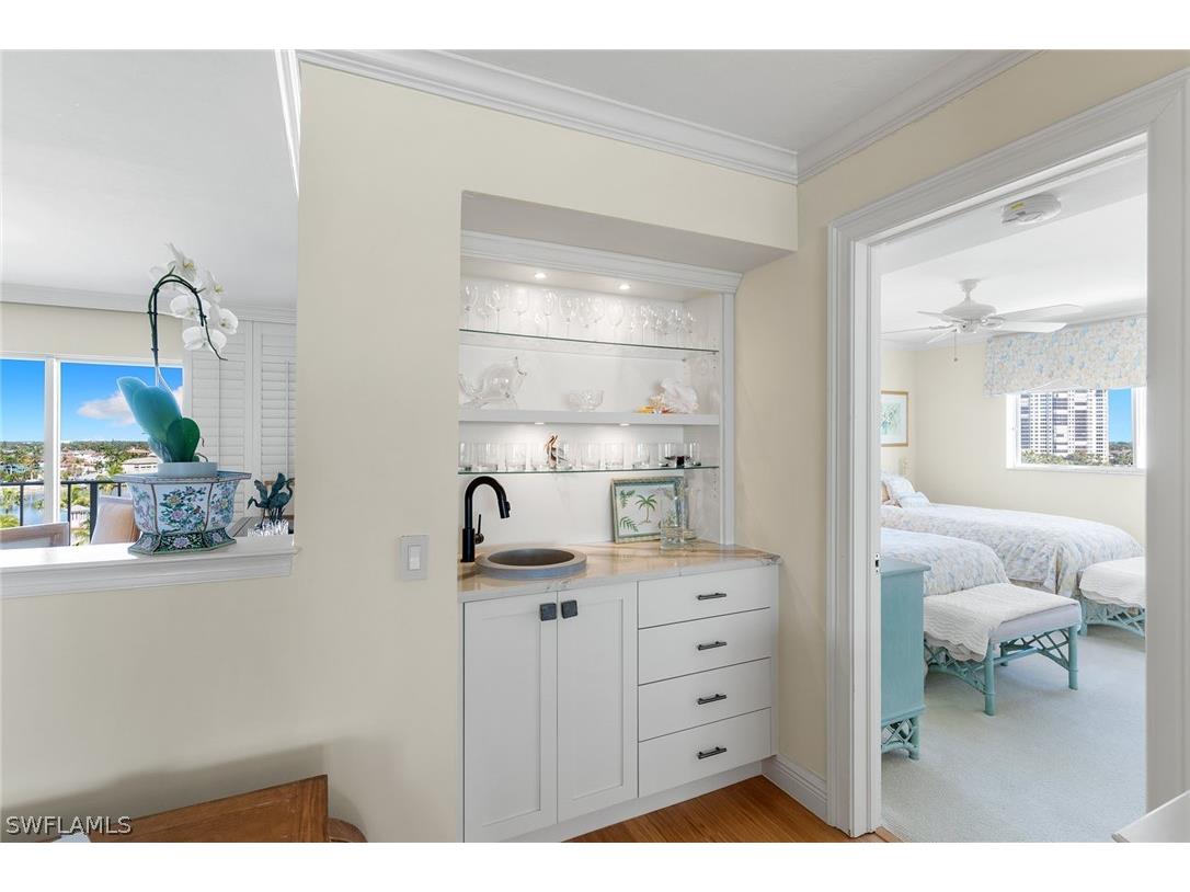 9051 Gulf Shore Drive #701 Naples FL 34108 226006997 image8