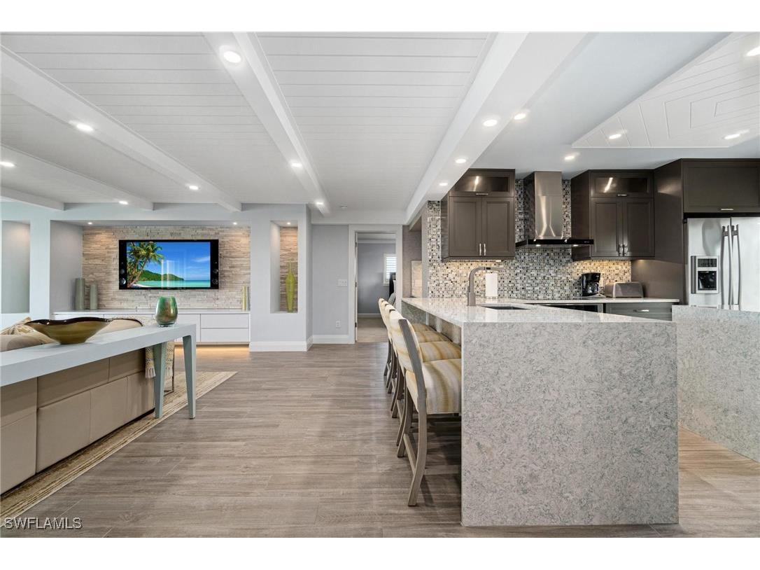 9051 Gulf Shore Drive #PH3 Naples FL 34108 225076271 image10