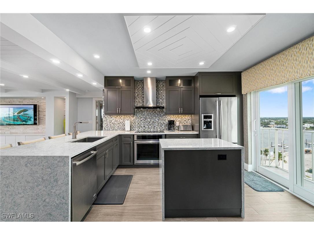 9051 Gulf Shore Drive #PH3 Naples FL 34108 225076271 image15