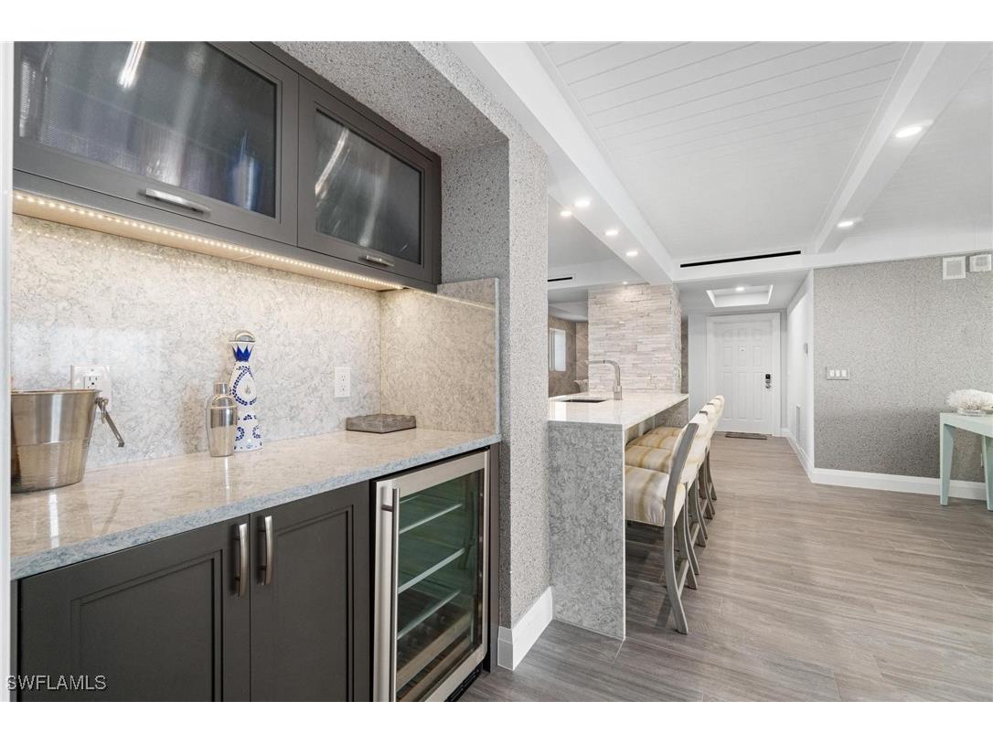 9051 Gulf Shore Drive #PH3 Naples FL 34108 225076271 image18