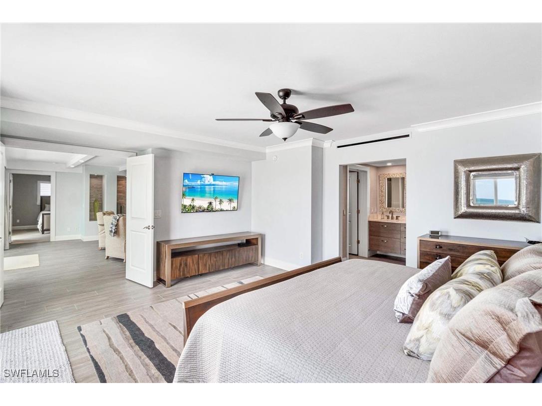 9051 Gulf Shore Drive #PH3 Naples FL 34108 225076271 image38