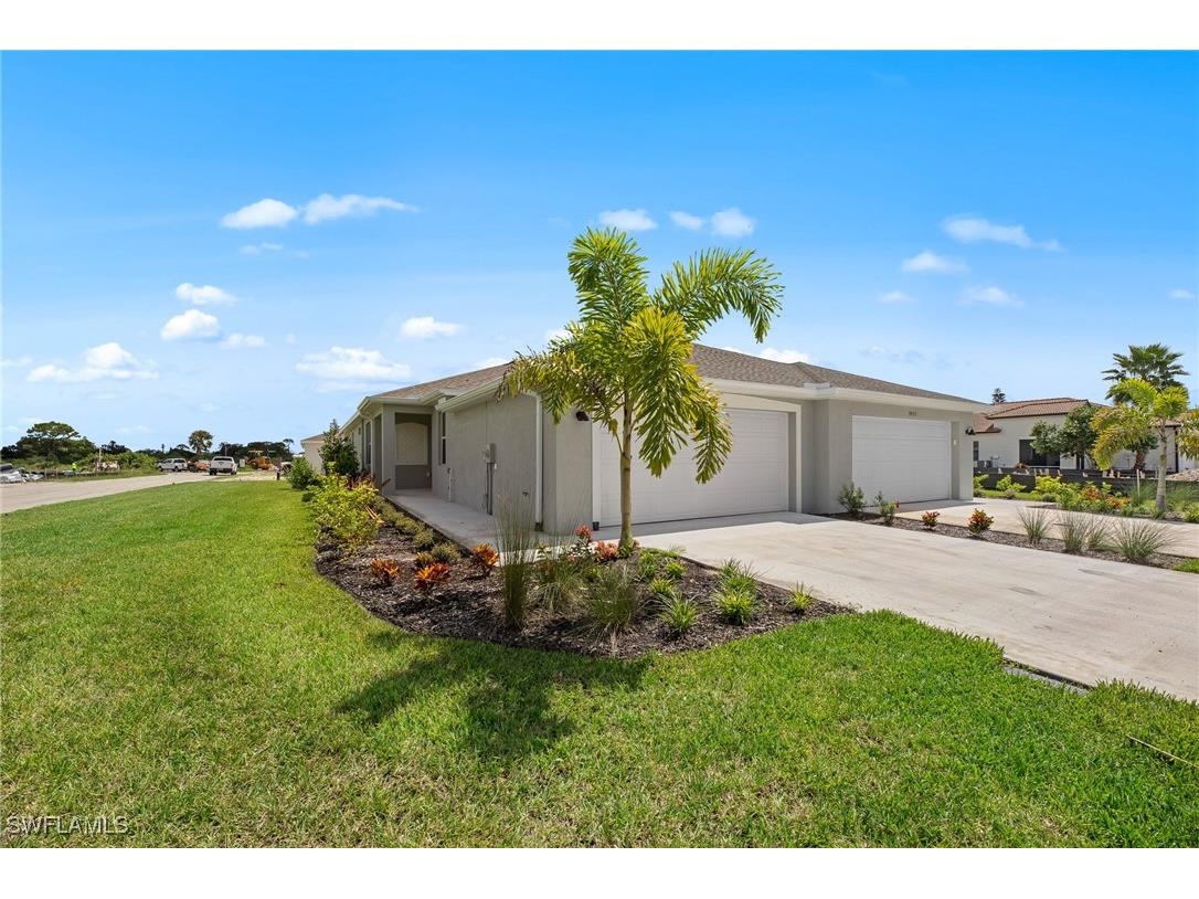 9051 Leatherwood Loop Lehigh Acres FL 33936 225058593 image31