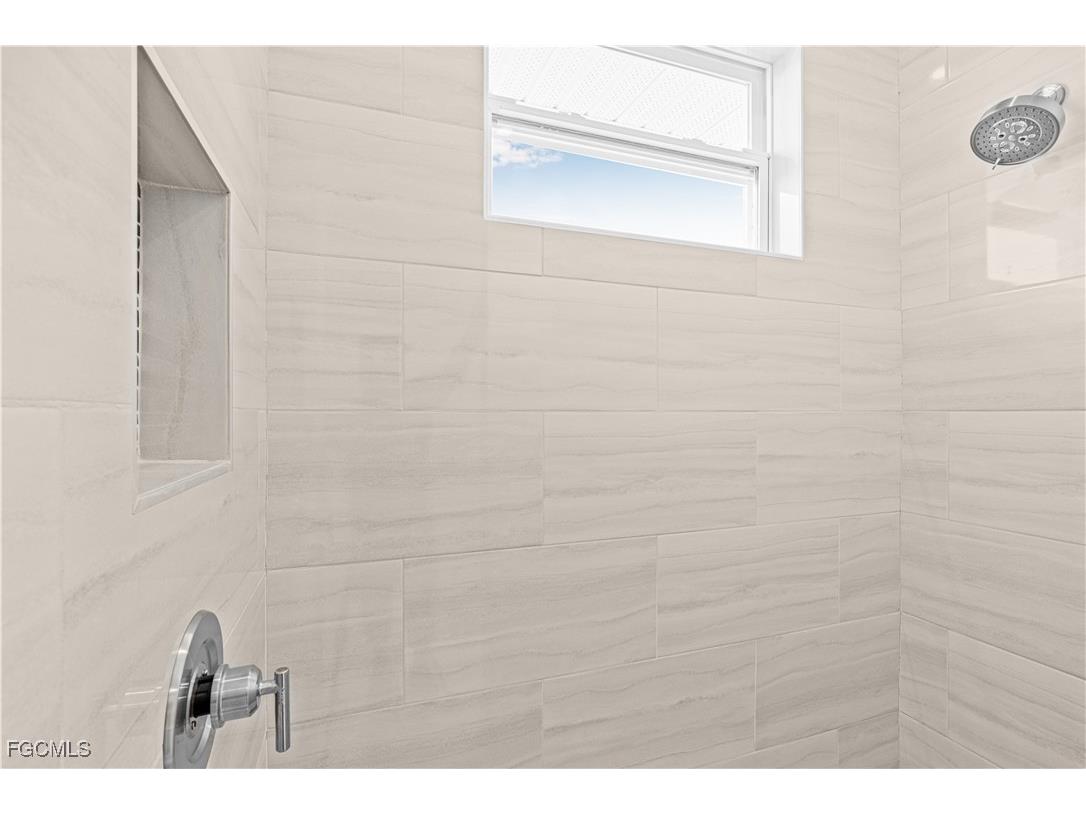 9051 W Justice Circle Labelle FL 33935 2025004567 image40