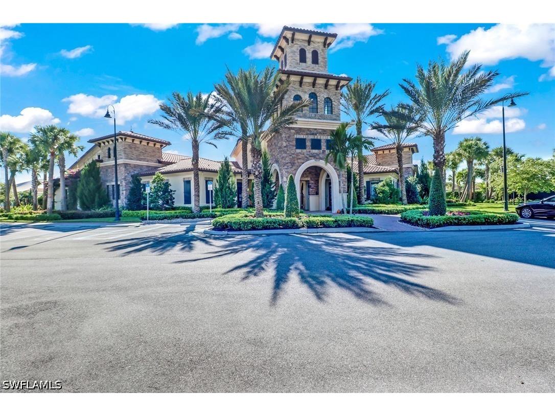 9052 Glenforest Drive Naples FL 34120 226022257 image16
