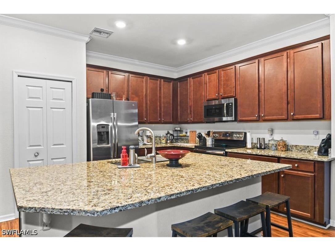 9052 Glenforest Drive Naples FL 34120 226022257 image2