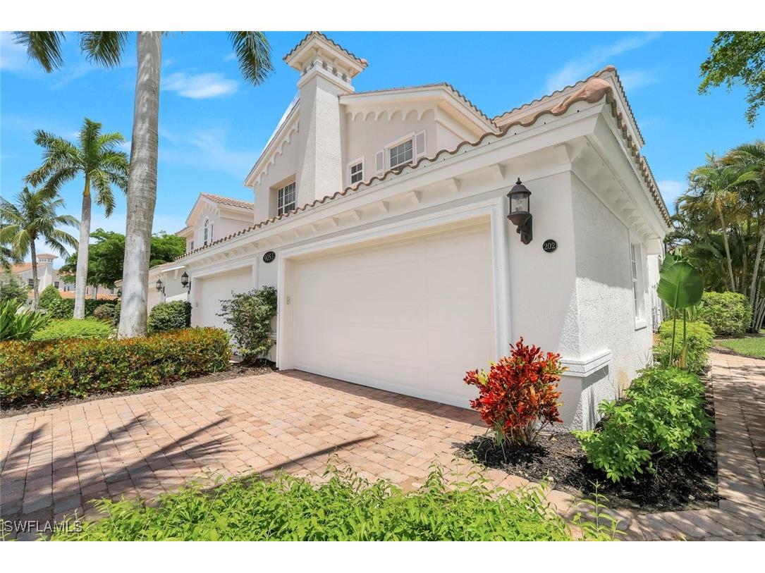 9053 Cascada Way #202 Naples FL 34114 225056002 image2