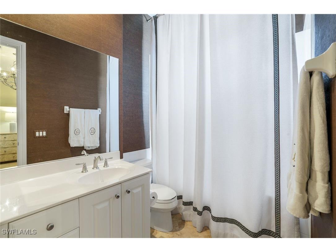 9053 Cascada Way #202 Naples FL 34114 225056002 image20