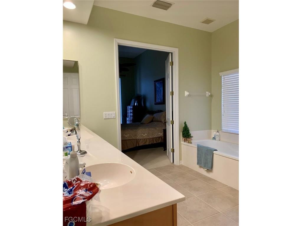 9053 Prosperity Way Fort Myers FL 33913 2025005961 image13