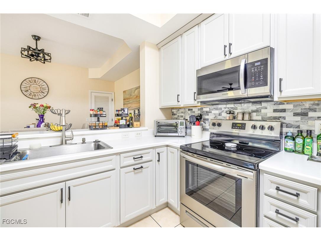 9055 Colby Drive #2213 Fort Myers FL 33919 2025022428 image5