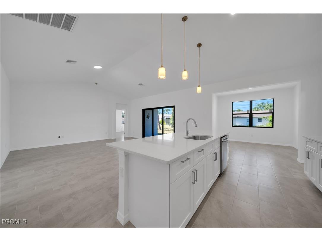 906 Bayard Terrace Port Charlotte FL 33948 2025015147 image12