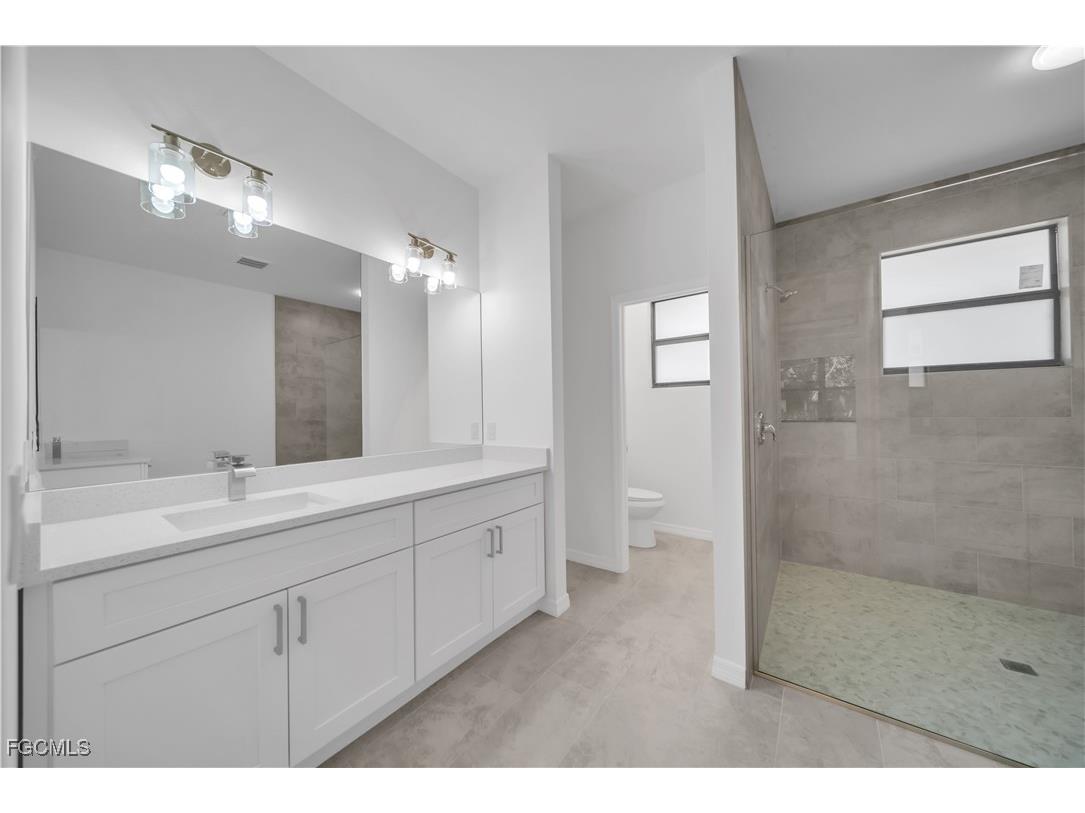 906 Bayard Terrace Port Charlotte FL 33948 2025015147 image31