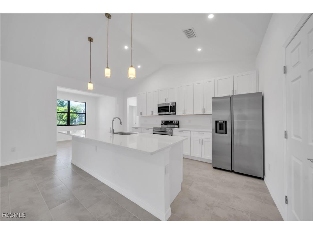 906 Bayard Terrace Port Charlotte FL 33948 2025015147 image9