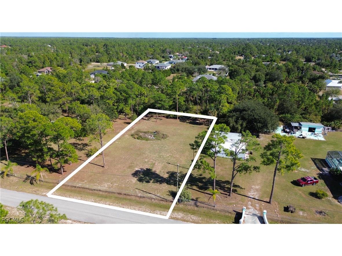 906 Clayton Avenue Lehigh Acres FL 33972 2026006957 image1
