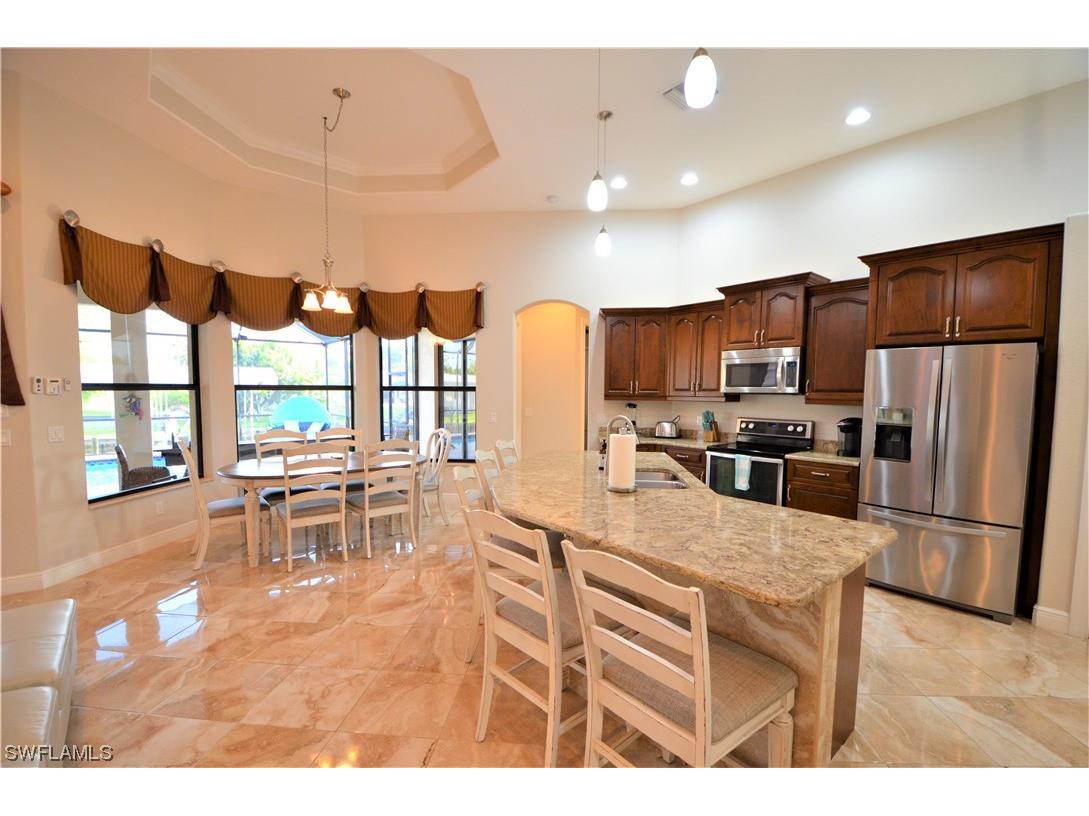 906 El Dorado Parkway E Cape Coral FL 33904 223028763 image1