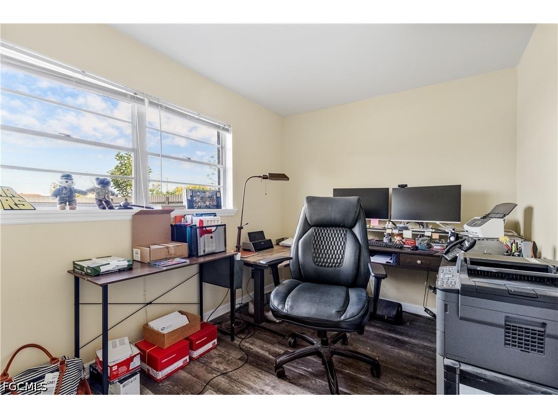 906 NE 2nd Avenue Cape Coral FL 33909 2026016899 image32