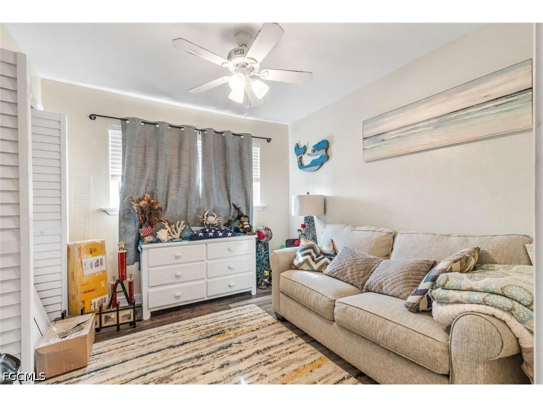 906 NE 2nd Avenue Cape Coral FL 33909 2026016899 image33