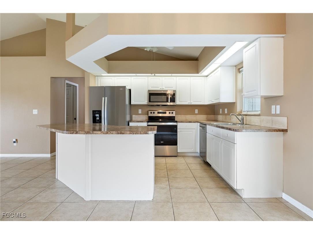 906 SW 11th Place Cape Coral FL 33991 2025010014 image14