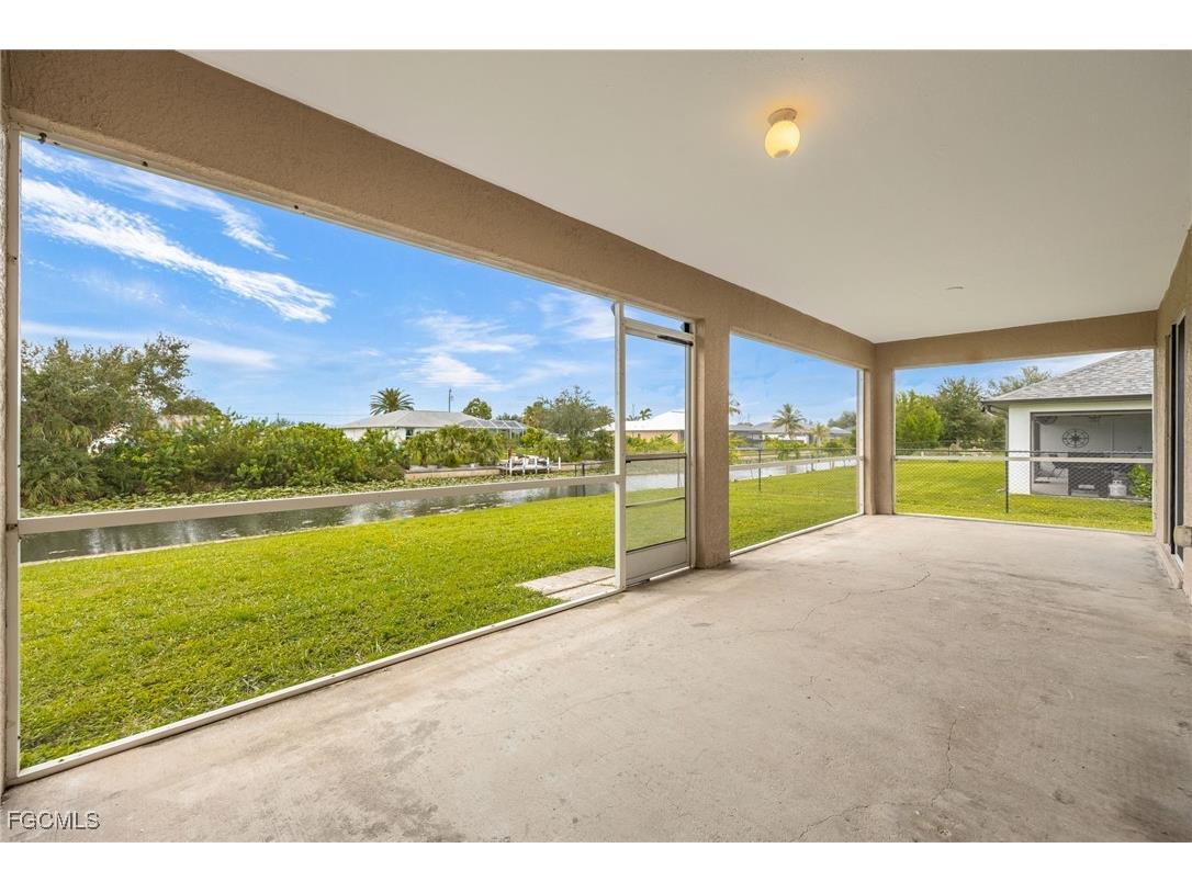 906 SW 11th Place Cape Coral FL 33991 2025010014 image16