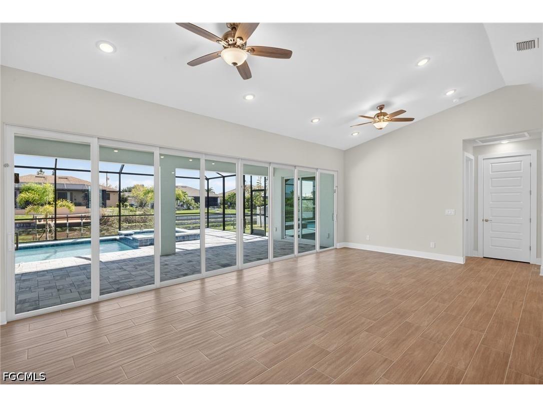 906 SW 12th Terrace Cape Coral FL 33991 2025026333 image12