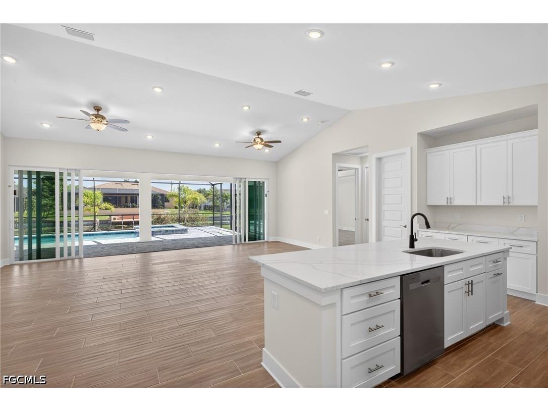 906 SW 12th Terrace Cape Coral FL 33991 2025026333 image17