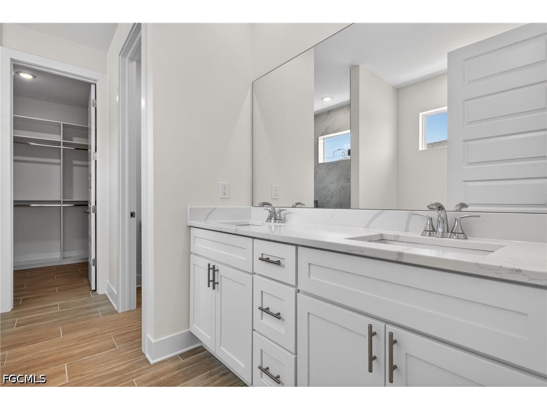 906 SW 12th Terrace Cape Coral FL 33991 2025026333 image21
