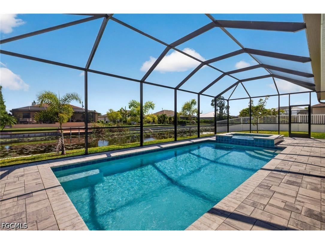 906 SW 12th Terrace Cape Coral FL 33991 2025026333 image34