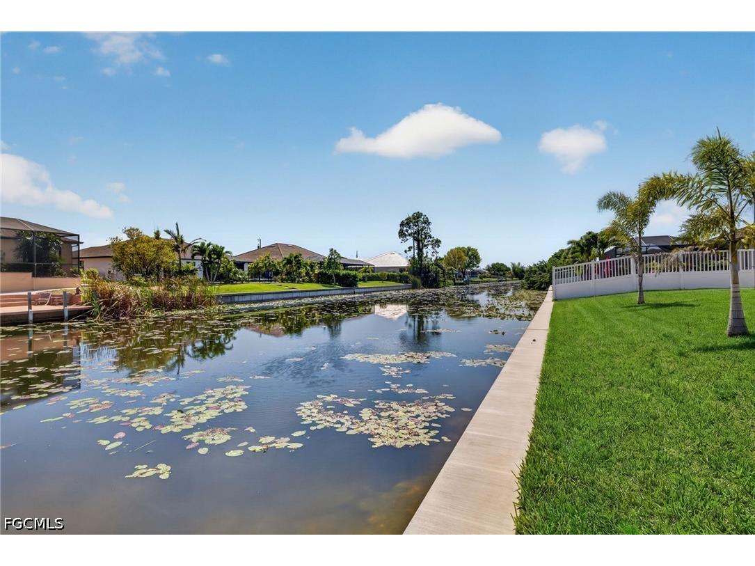 906 SW 12th Terrace Cape Coral FL 33991 2025026333 image36