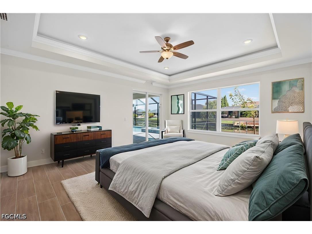 906 SW 12th Terrace Cape Coral FL 33991 2025026333 image4
