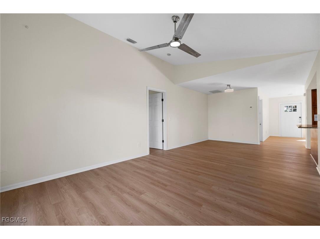 906 SW 7th Court Cape Coral FL 33991 2025012627 image17