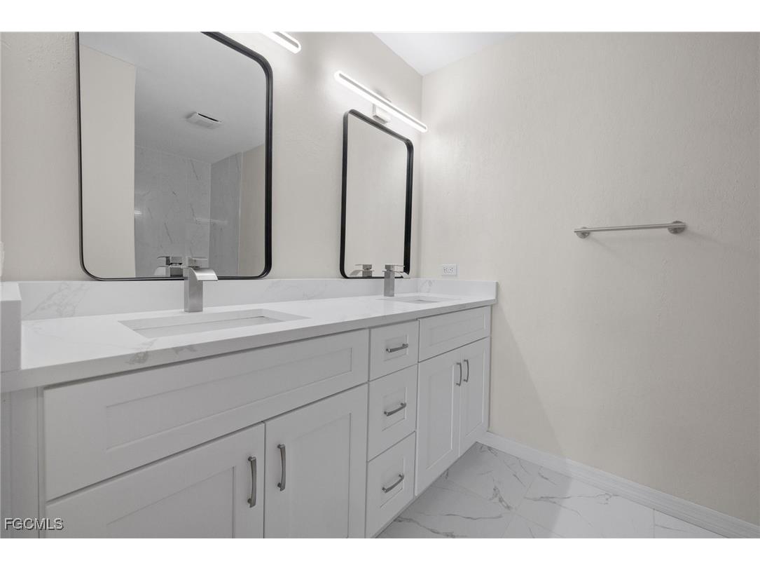 906 SW 7th Court Cape Coral FL 33991 2025012627 image26