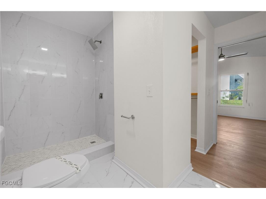 906 SW 7th Court Cape Coral FL 33991 2025012627 image27