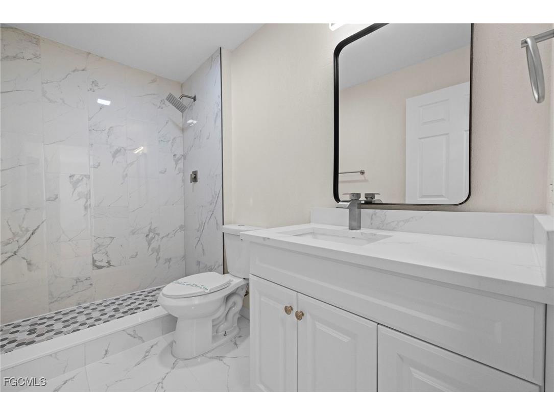 906 SW 7th Court Cape Coral FL 33991 2025012627 image32