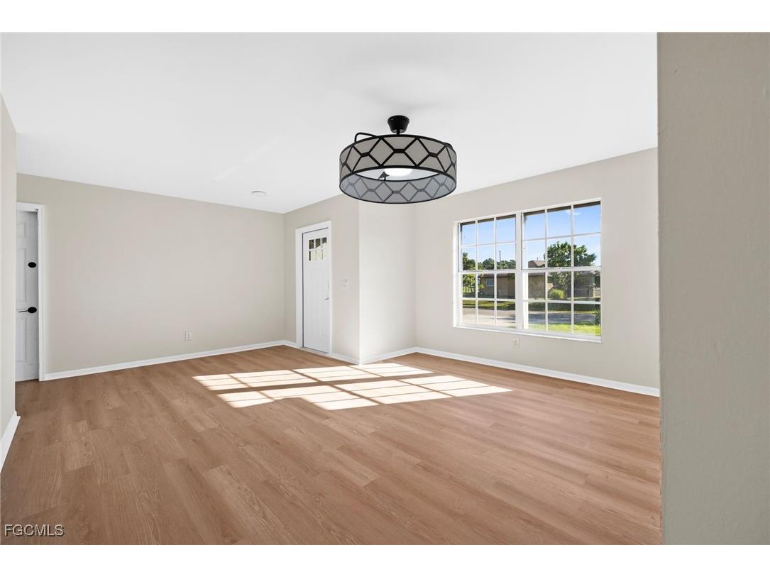 906 SW 7th Court Cape Coral FL 33991 2025012627 image5