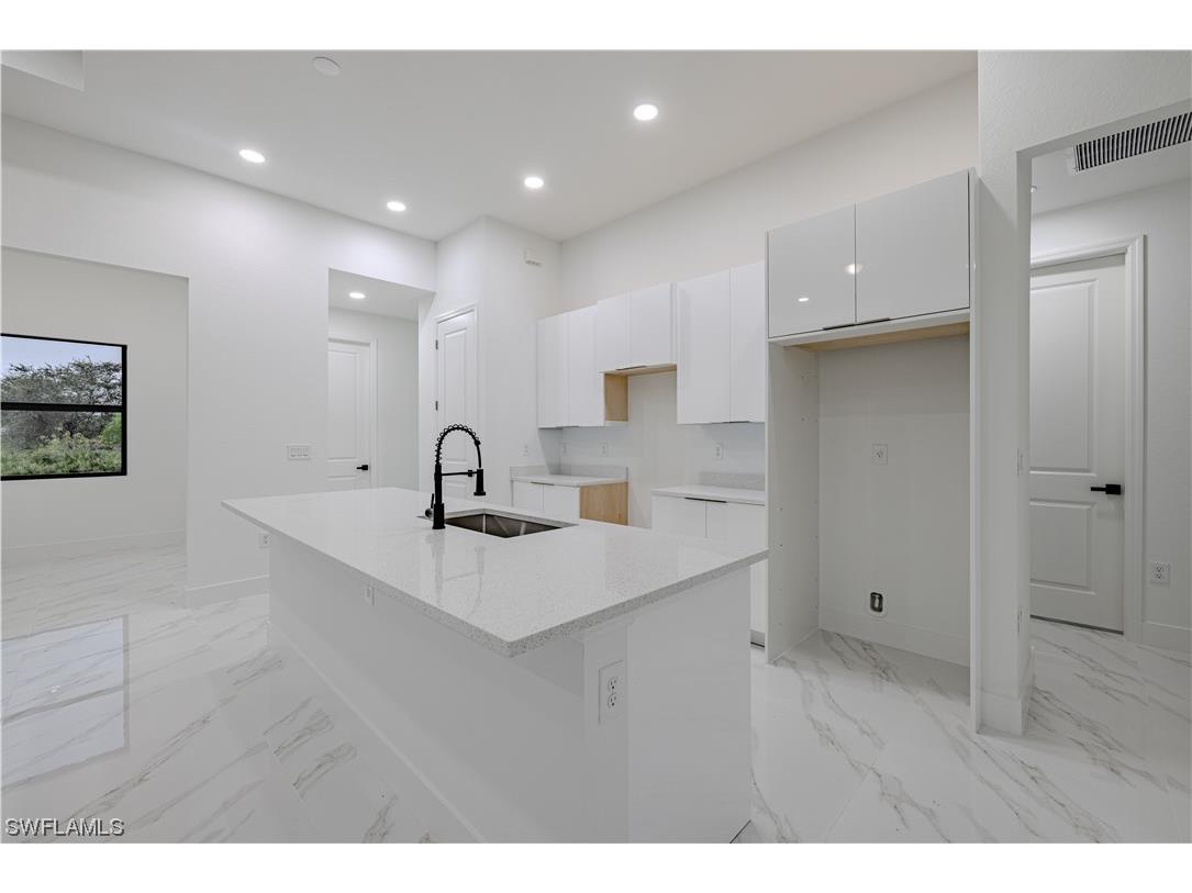 906 Tena Avenue N Lehigh Acres FL 33971 224003795 image1